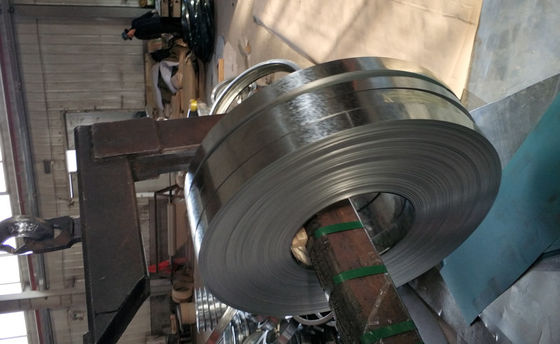 mua SGCC Dải thép kẽm nóng 0,12 mm × 100 mm với bề mặt thụ động cho sản xuất kênh và ống online manufacture